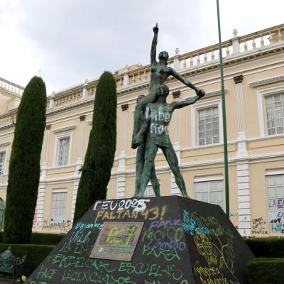 Rectoria Despues De La Entrega Casa Del Estudiante 229