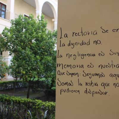 Rectoria Despues De La Entrega Casa Del Estudiante 44