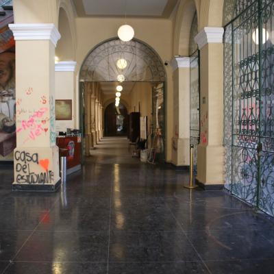 Rectoria Despues De La Entrega Casa Del Estudiante 72