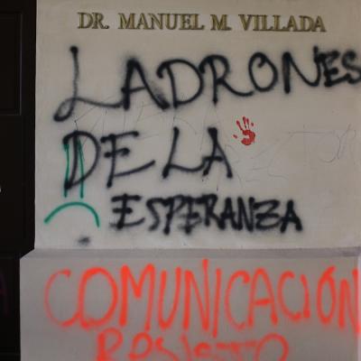 Rectoria Despues De La Entrega Casa Del Estudiante 82
