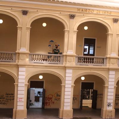 Rectoria Despues De La Entrega Casa Del Estudiante 8